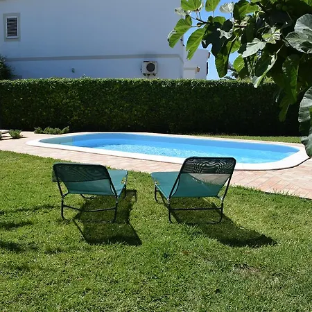 Pezinhos By Algartur Тавира